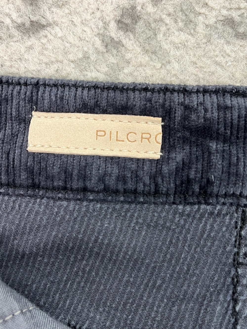 PILCRO BY ANTHROPOLOGIE THE ICON CORDUROY FLARE PANTS DARK GRAY SZ 28 31 inseam - Picture 13 of 14